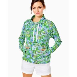 NWT Lilly Pulitzer Jax Popover Sweatshirt Top S Lilly on Holiday HTF Toile